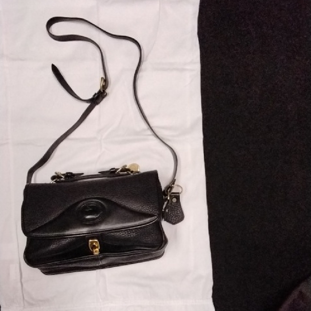 Vintage Elegant  Black Shoulder Bag
